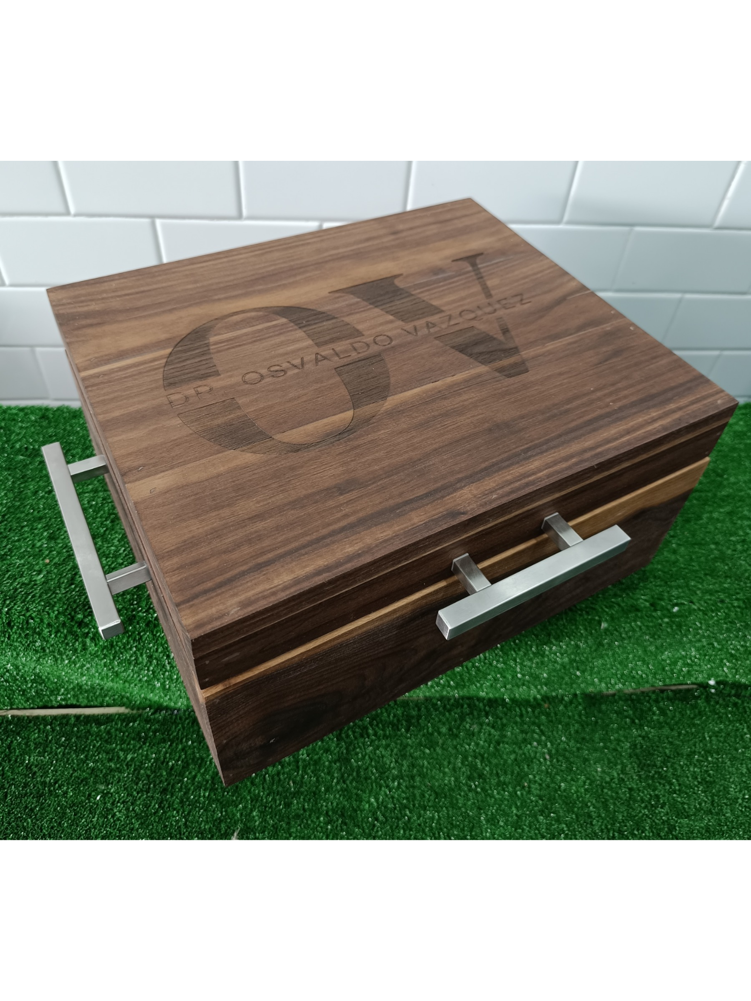 Cajas de madera de nogal también conocidas como Grill Box