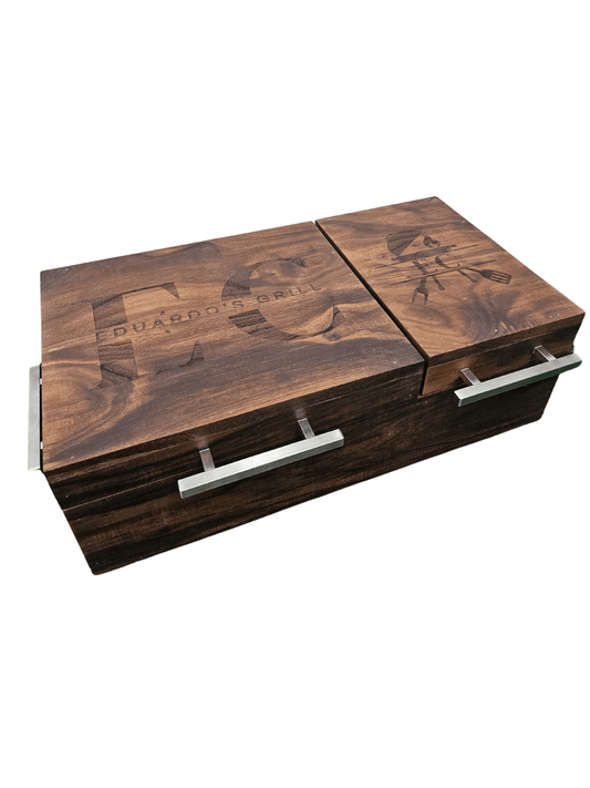 Caja de madera de nogal conocida como Grill Box